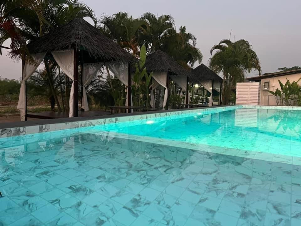 Tinna Resort Ban Nong Mai Ngam Exteriör bild
