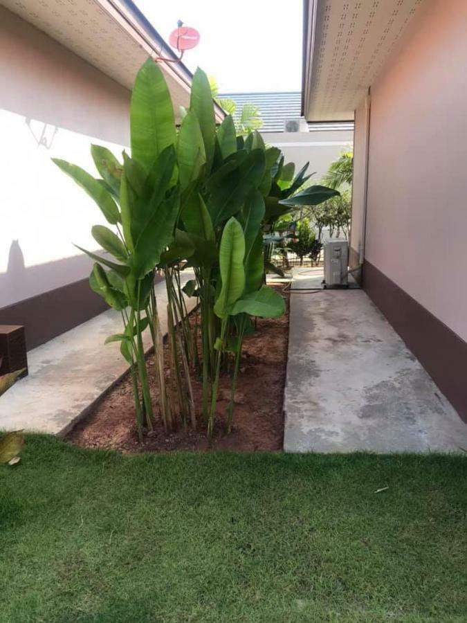 Tinna Resort Ban Nong Mai Ngam Exteriör bild